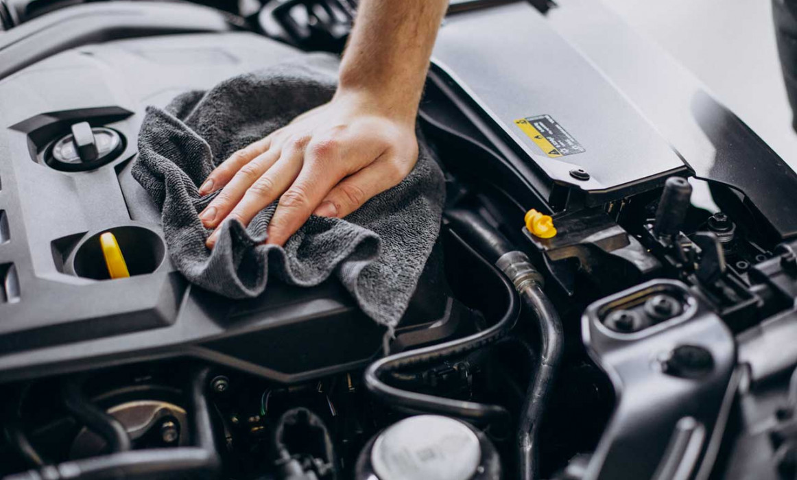 What is Engine? What are the types?