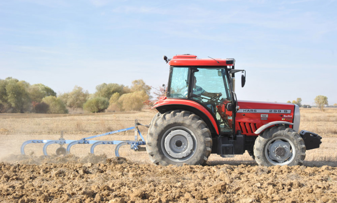 What Are Agricultural Machines?