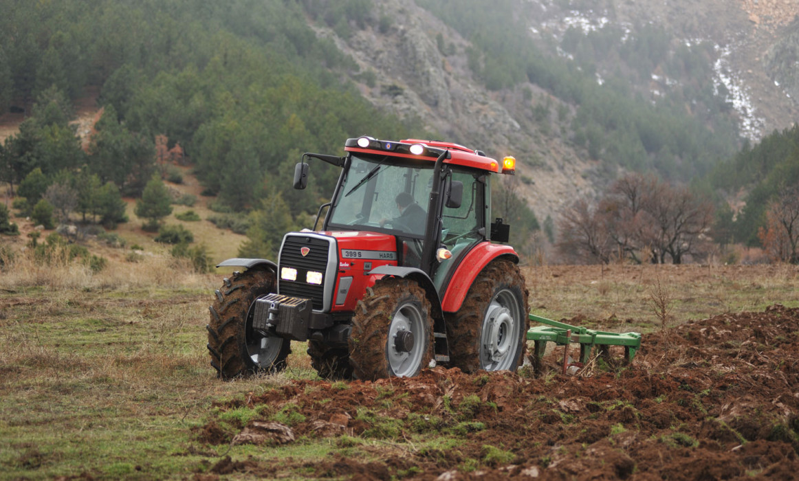 How Can The Tractor Be Used In The Safest Way?