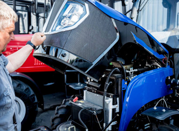 Tractor Engine Maintenance and Performance Enhancement Tips