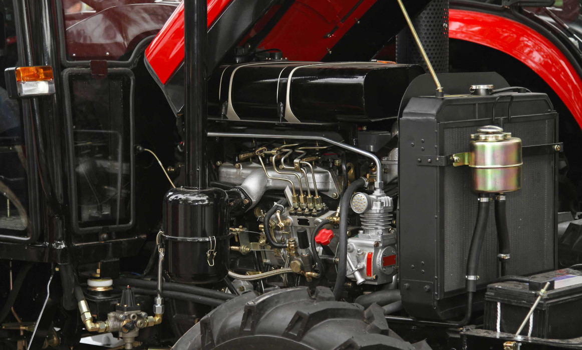 Working Principle and Engine Structure of Tractors