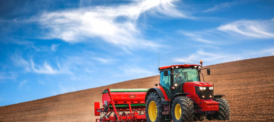 What are the main parts and functions of the tractor? 