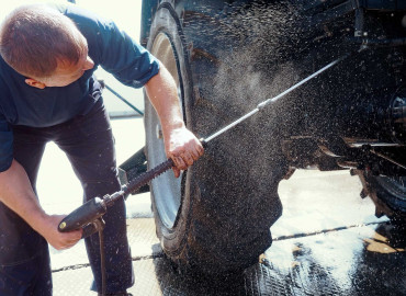 How Should You Clean Your Tractor?